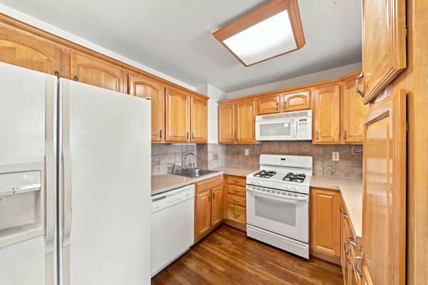 1530 East 8th Street, Brooklyn, NY, 11230 - Photo 4