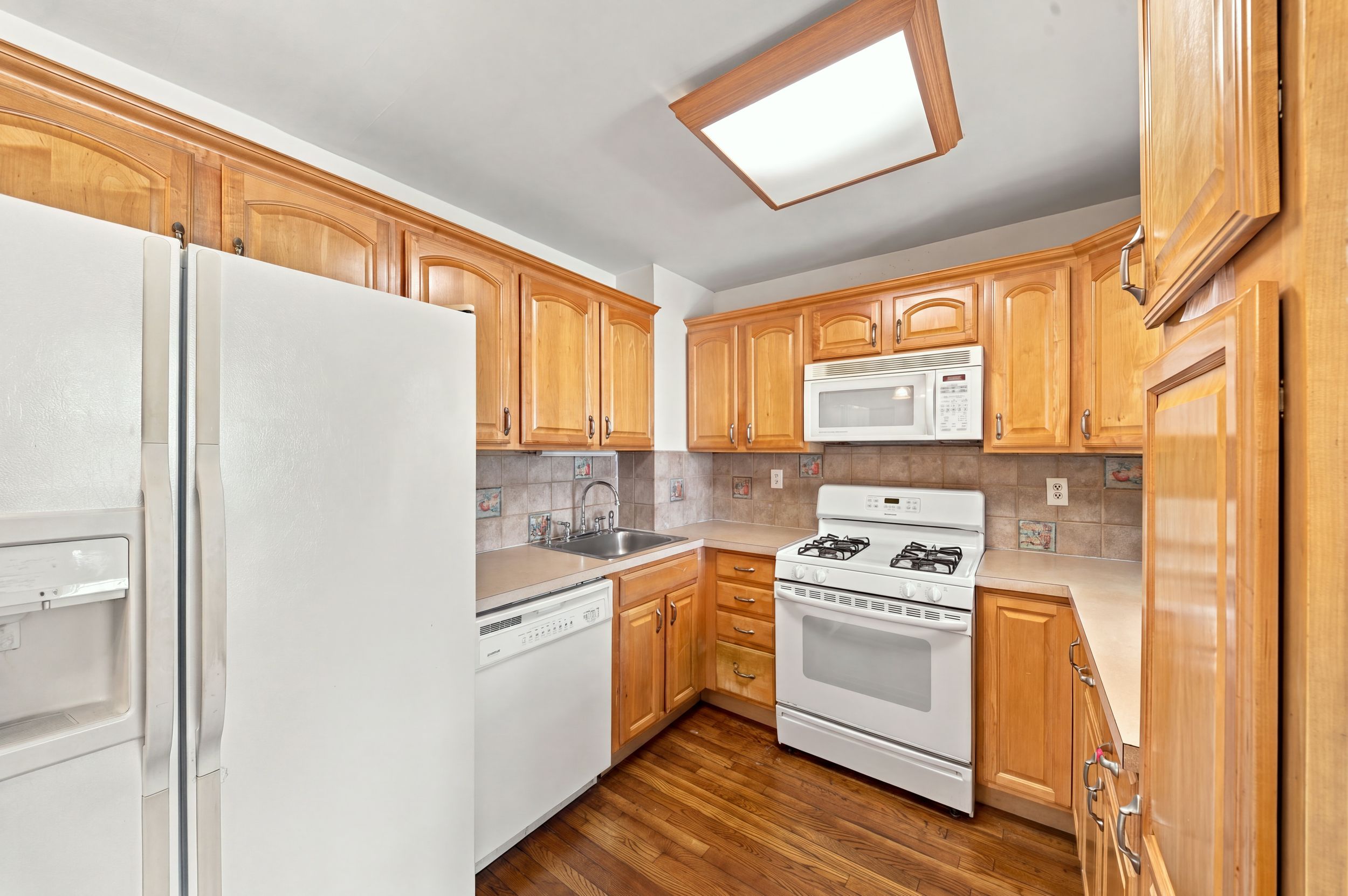 1530 East 8th Street, Brooklyn, NY, 11230 - Photo 4