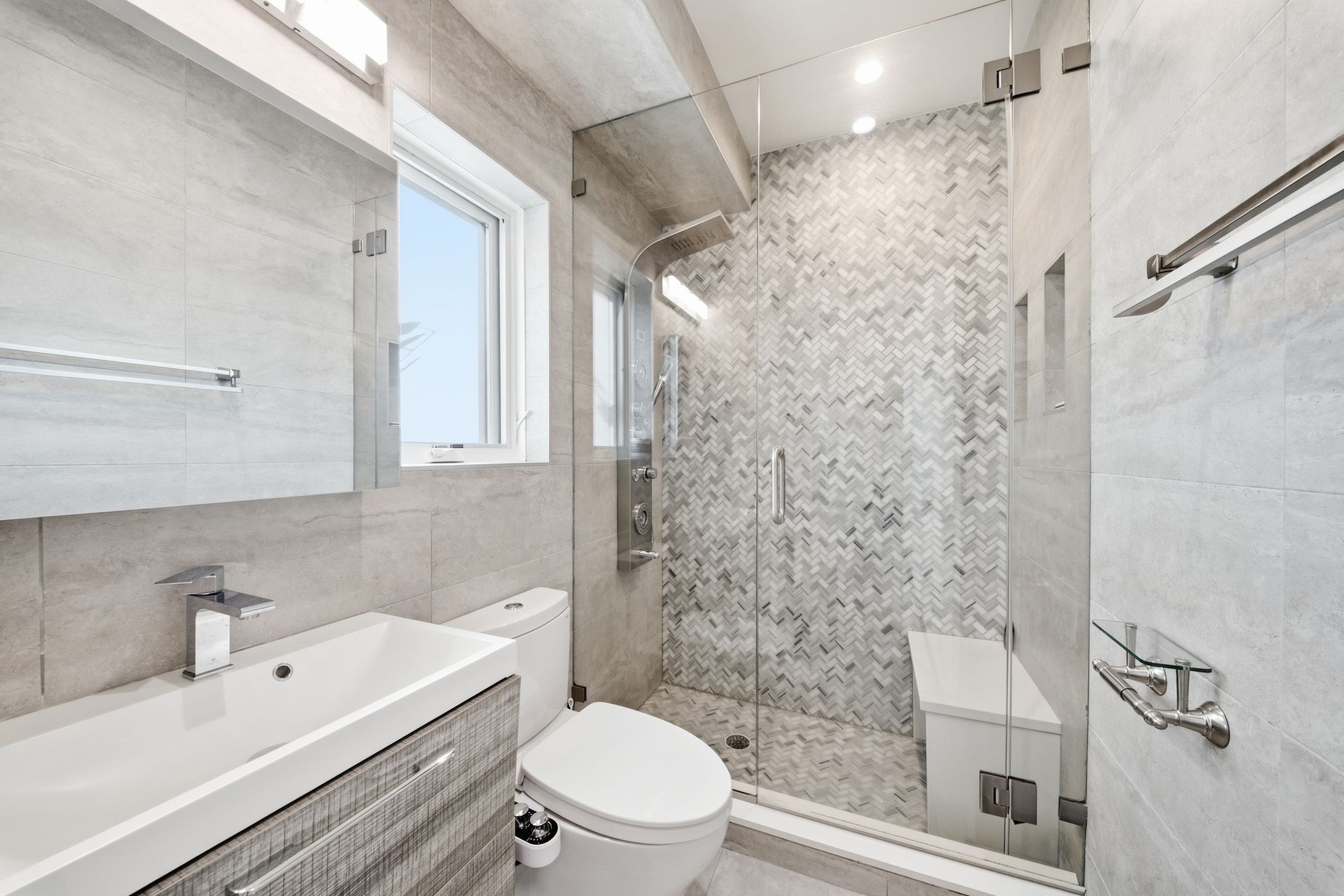 1560 East 27th Street, Brooklyn, NY, 11229 - Photo 6